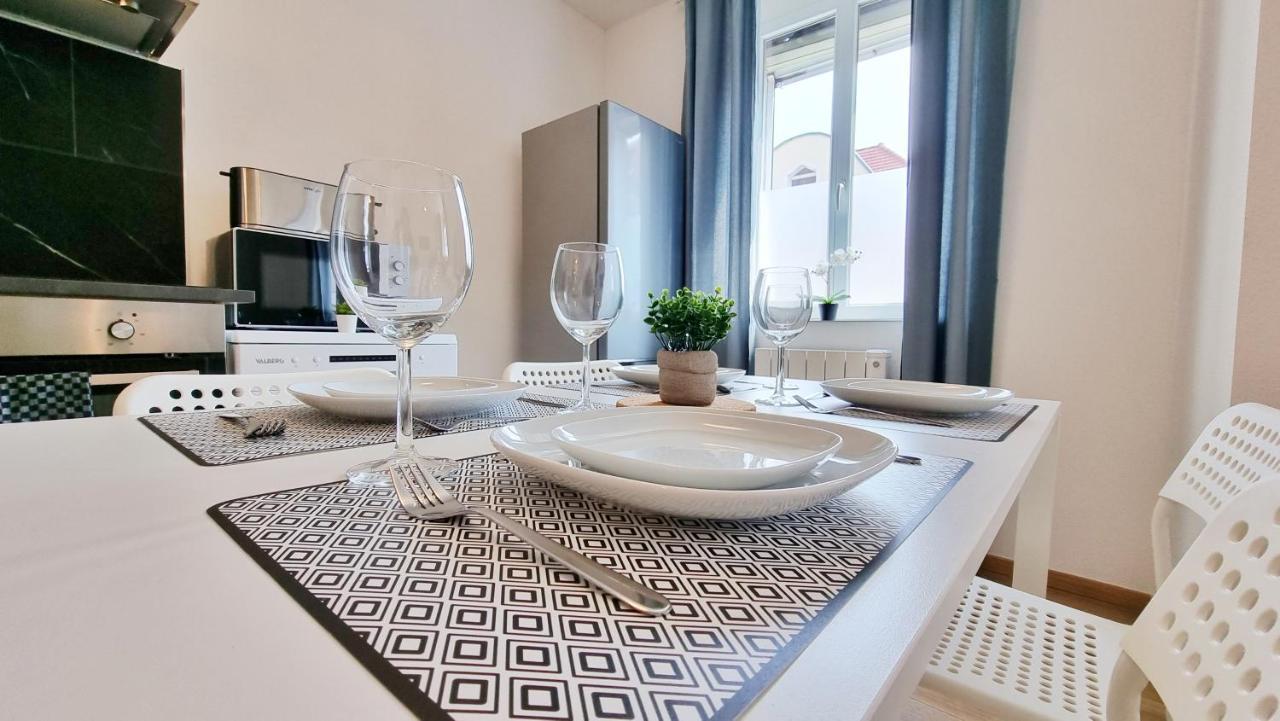 Chez Jm - Calme - Chic - Fibre - Relax Bnb Miluza Zewnętrze zdjęcie
